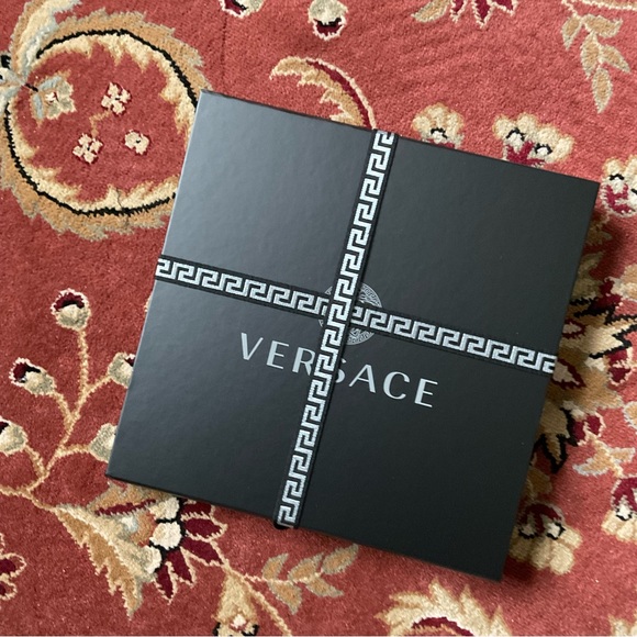 Versace La Greca Silk Scarf - Picture 6 of 8